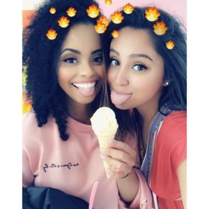 Meet your Posher, Nicole